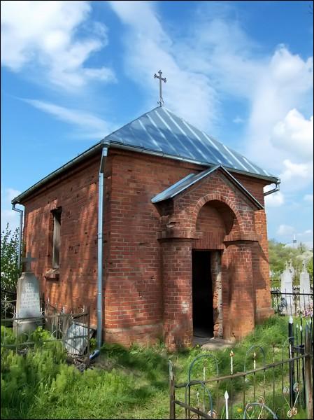 Ladsk. Graveyard chapel 