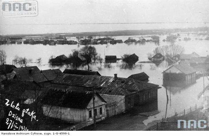  - Город на старых фотографиях . 