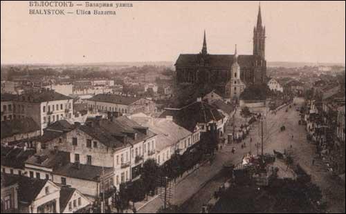  - Miasto na starych fotografiach . Ulica Bazarna (dzisiejszy Rynek Kościuszki) 1910 r. (źródło: www.szukamypolski.com)