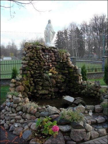  - Касцёл Прасв. Панны Марыі Каралевы Сусьвету. 