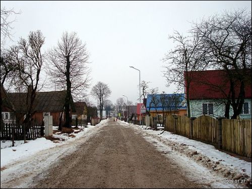  - У вёсцы . 