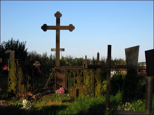 Łohiszyn. Cmentarz chrześcijański