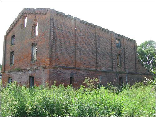  - Młyn wodny . 