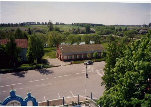  - Krajobrazy . Karma, widok z dzwonnicy cerkwi, 2003 r