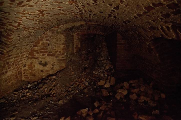  - Касцёл Унебаўзяцця Панны Марыі і кляштар цыстэрцыянаў. 