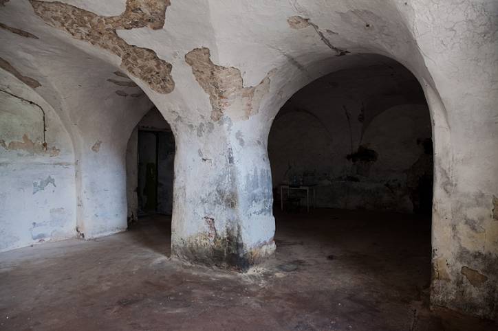  - Касцёл Унебаўзяцця Панны Марыі і кляштар цыстэрцыянаў. 