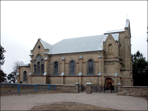 Astraviec. Catholic church of the Discovery of the Holy Cross