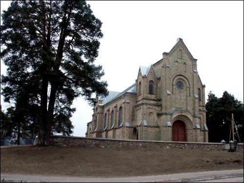 Astraviec. Catholic church of the Discovery of the Holy Cross
