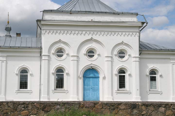 Navajelnia. Orthodox church of the Birth of the Virgin