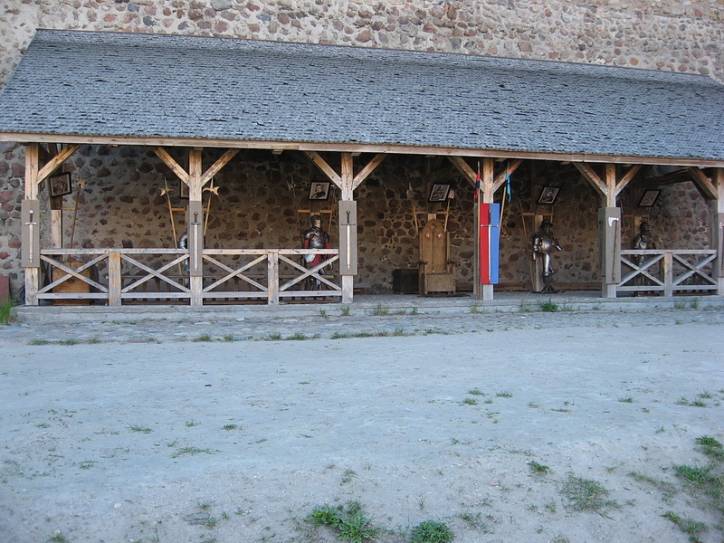 Lida.  Castle