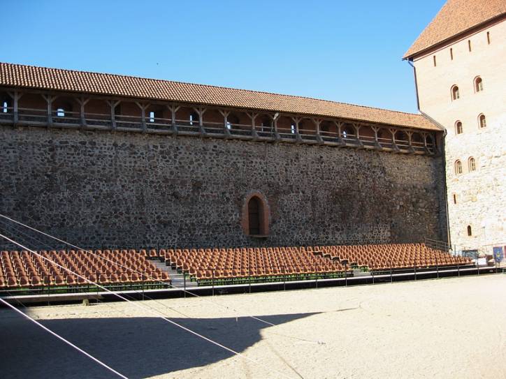 Lida.  Castle
