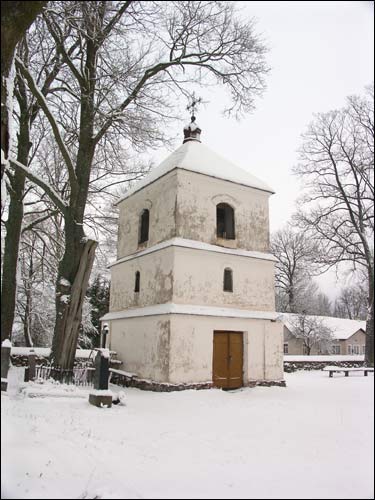 Niacieč. Catholic church of St. Michael the Archangel