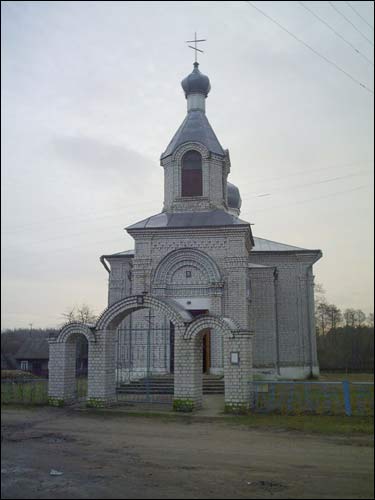 Novy Dvor.  In the village 
