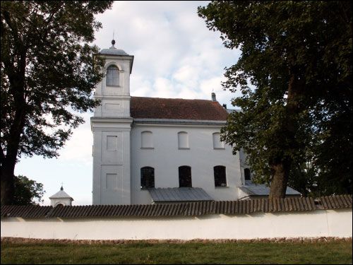 Iščałna. Catholic church of the Holy Trinity