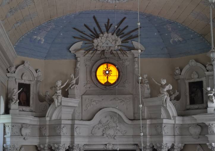 Iščałna. Catholic church of the Holy Trinity