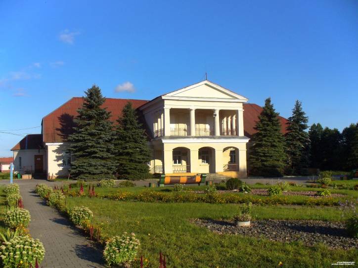 Hniezna. Manor 
