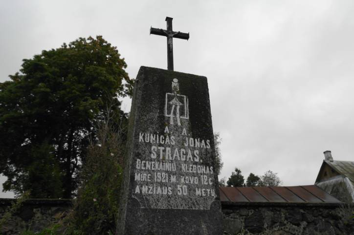 Bieniakoni. Catholic church of St. John the Baptist