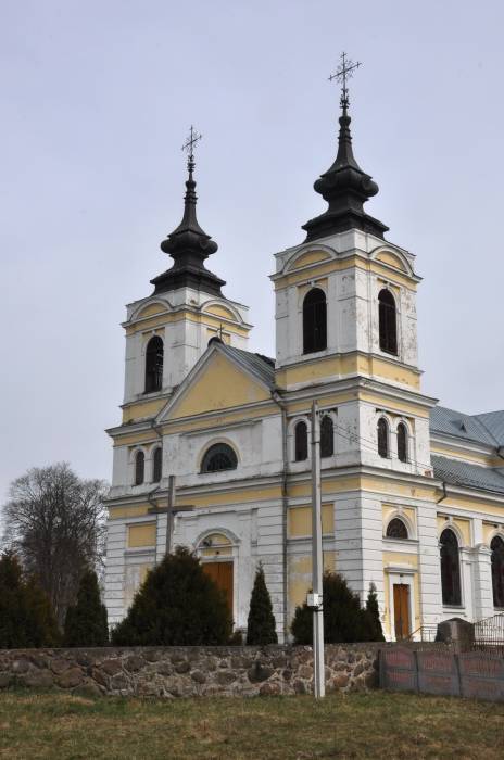 Bieniakoni. Catholic church of St. John the Baptist