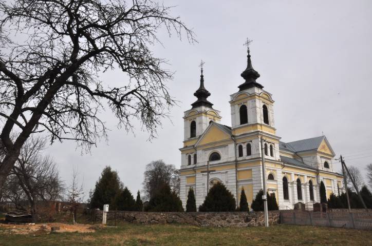 Bieniakoni. Catholic church of St. John the Baptist
