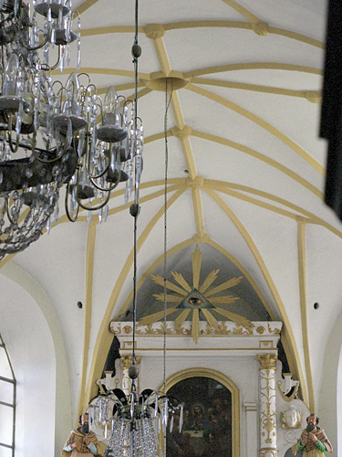 Крамяніца. Касцёл Божага Цела і Святога Юр'я