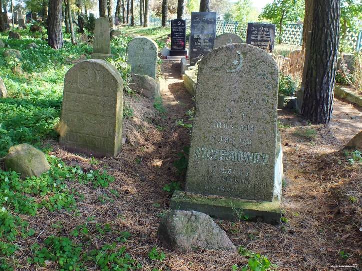 Iŭie. cemetery Tartarian