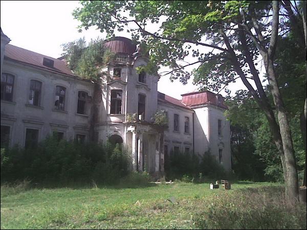 - Estate of Śviatapołk-Čaćviarcinski. 