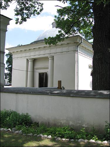 Augustówek (Grodno).  Kaplica ŚŚ. App. Piotra i Pawła