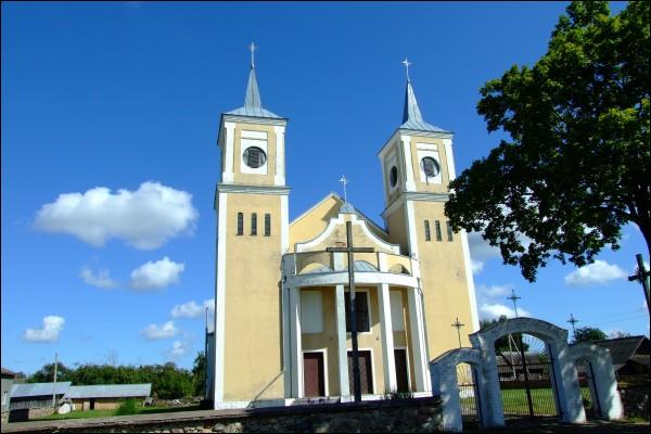 Першамайская (Сабакінцы). Касцёл Узвышэння Святога Крыжа