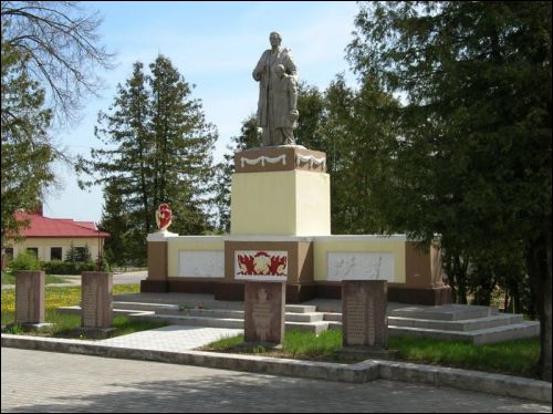 Bierastavica Vialikaja. Town streets 