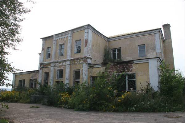 Starabarysaŭ |  Manor . Manor house. View from the east. Photo 08.2008