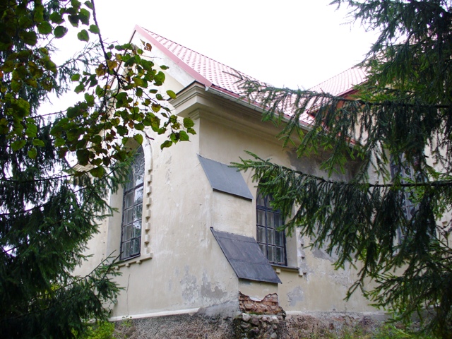 Равбичи. Костёл 