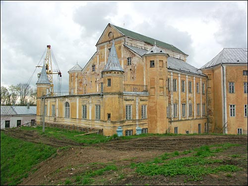  - Zamek Radziwiłłów Rekonstrukcja, 2005. Fasada parkowa