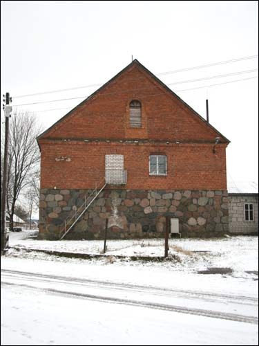  - Сядзібна-паркавы ансамбль Ваньковічаў. Стайня. Тарэц