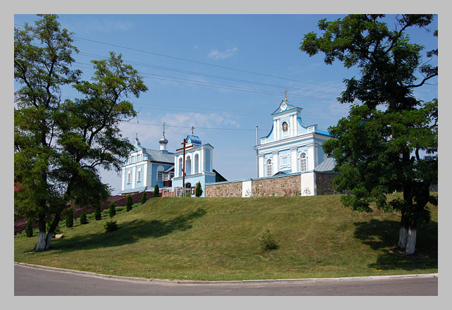 Столбцы. Церковь Святой Анны