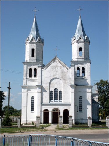 Piaršai. Catholic church of St. George and St. Mary