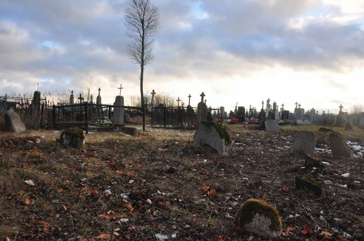 Оборок (Полочаны). Кладбище старое католическое