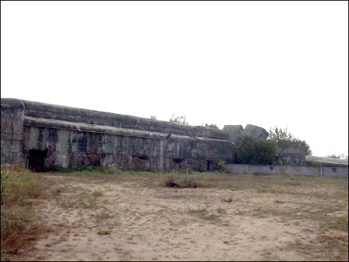 Arkadia.  Fort V. Magazyn