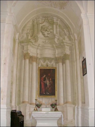  - Catholic church of the Assumption of the Blessed Virgin Mary Interior. 