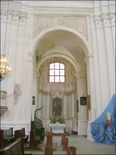  - Catholic church of the Assumption of the Blessed Virgin Mary Interior. 