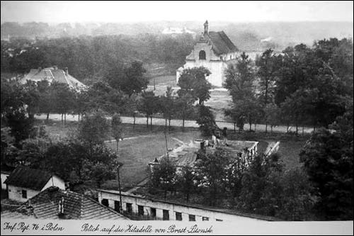  - Горад на фотаздымках часоў 2-ой сусветнай вайны . Від на гарнізонны касьцёл. 16-19.09.1939