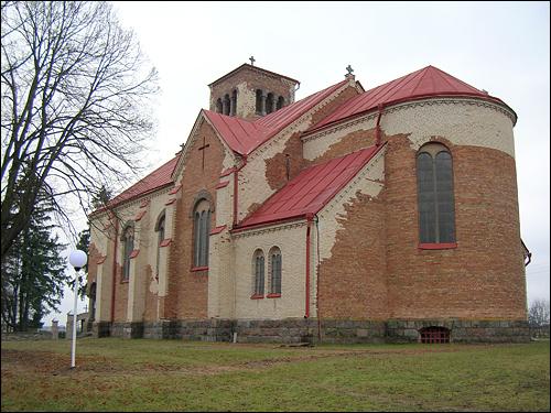 Chotów. Kościół Najśw. Serca Pana Jezusa