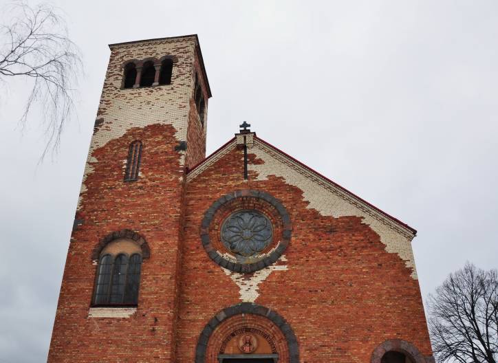 Chotów. Kościół Najśw. Serca Pana Jezusa