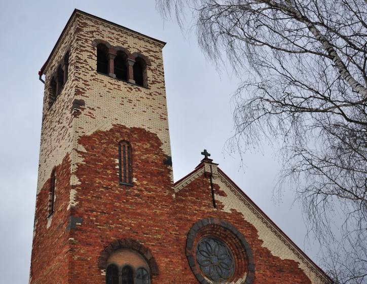 Chotów. Kościół Najśw. Serca Pana Jezusa