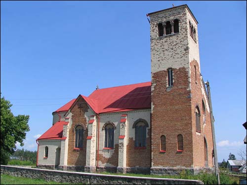 Chotów. Kościół Najśw. Serca Pana Jezusa