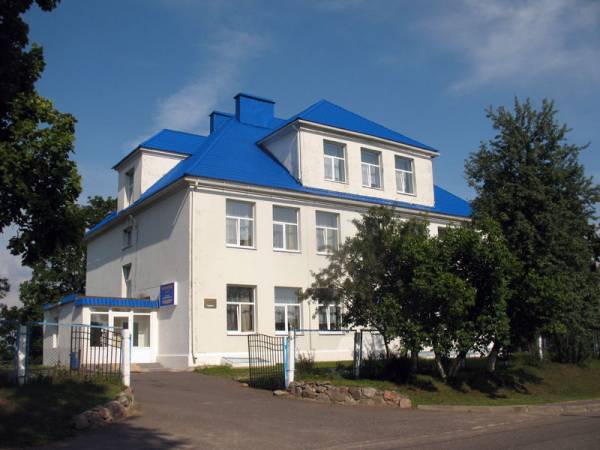  - Забудова XIX - пачатку ХХ ст. . Польская пабудова 30-х (?), зараз гасцініца