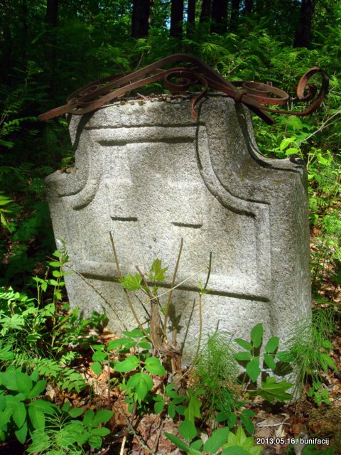 Vałyncy. cemetery Old catholic
