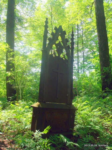 Vałyncy. cemetery Old catholic