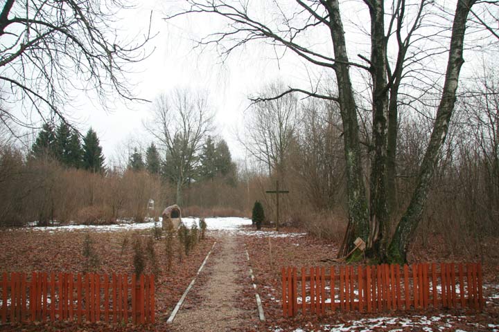 Dziahilna. cemetery of Januszkiewicz family