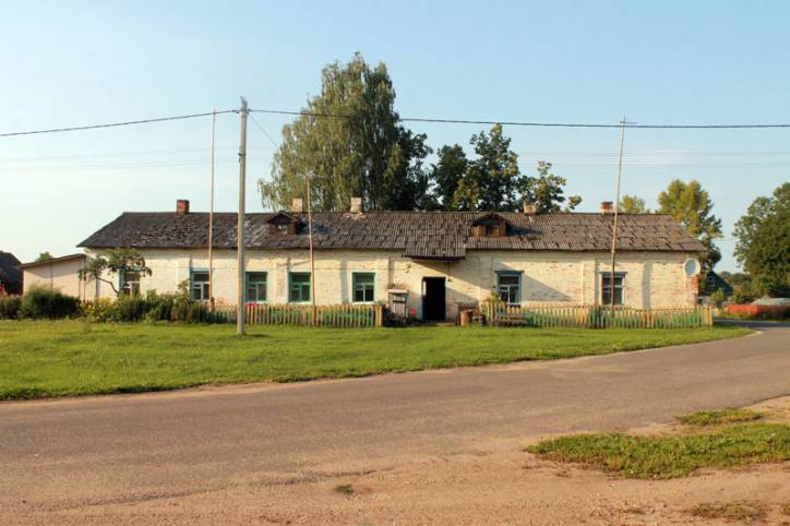 Saria. Dwór gospodarczy 