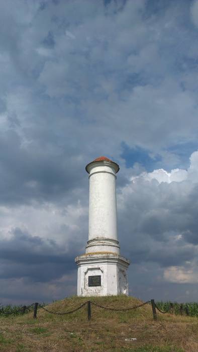  -  Kolumna memoriał. 